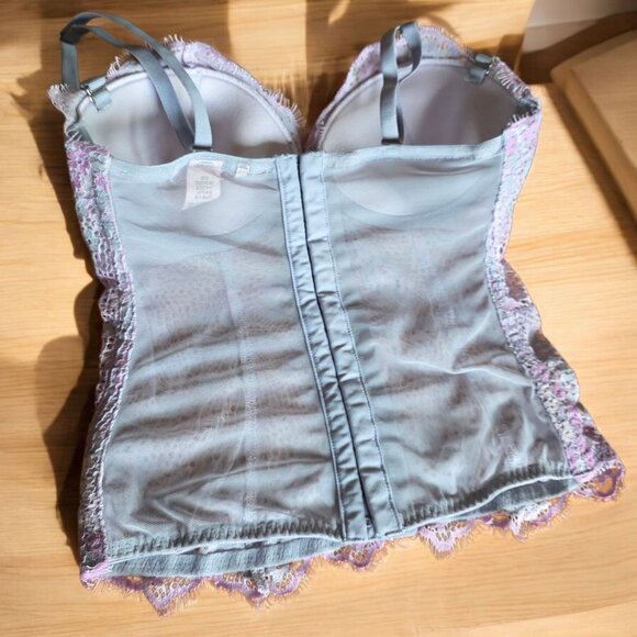 NWOT VICTORIA SECRET ( 32C ) Lilac Floral Lace Bustier Corset Top - Picture 3 of 8